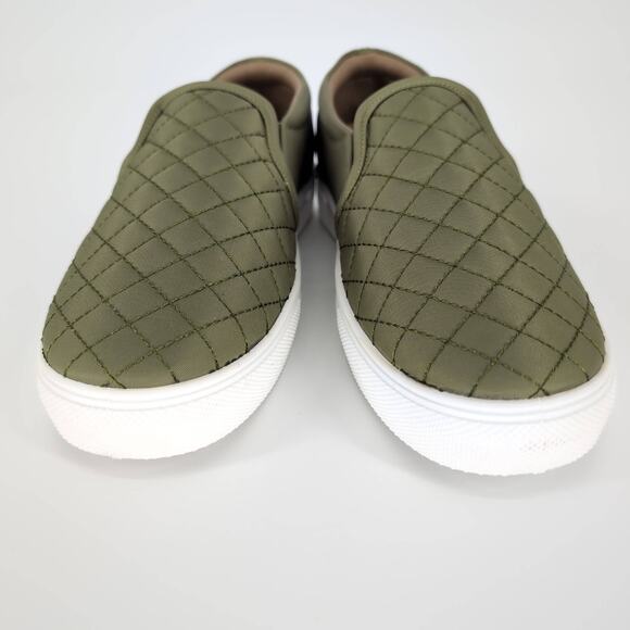 Serra Women's Slip On Olive Green Quilted Design Sneakers NEW with Box - Size 10 - Picture 9 of 15